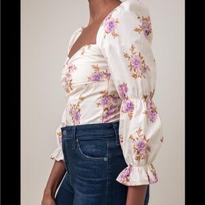 NWT Abbeline Fitted Puff Sleeve Corset Style Floral Blouse Size Medium
